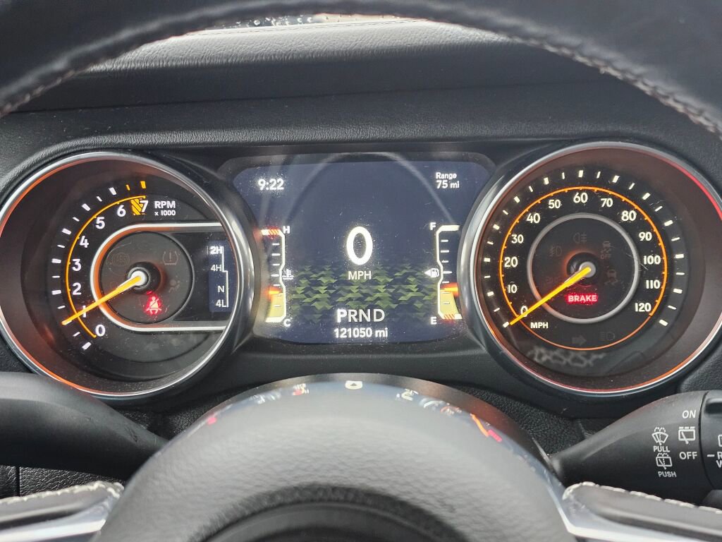 Used 2019 Jeep Wrangler Unlimited Sahara w/ Uconnect 4C Nav & Sound Group image 20