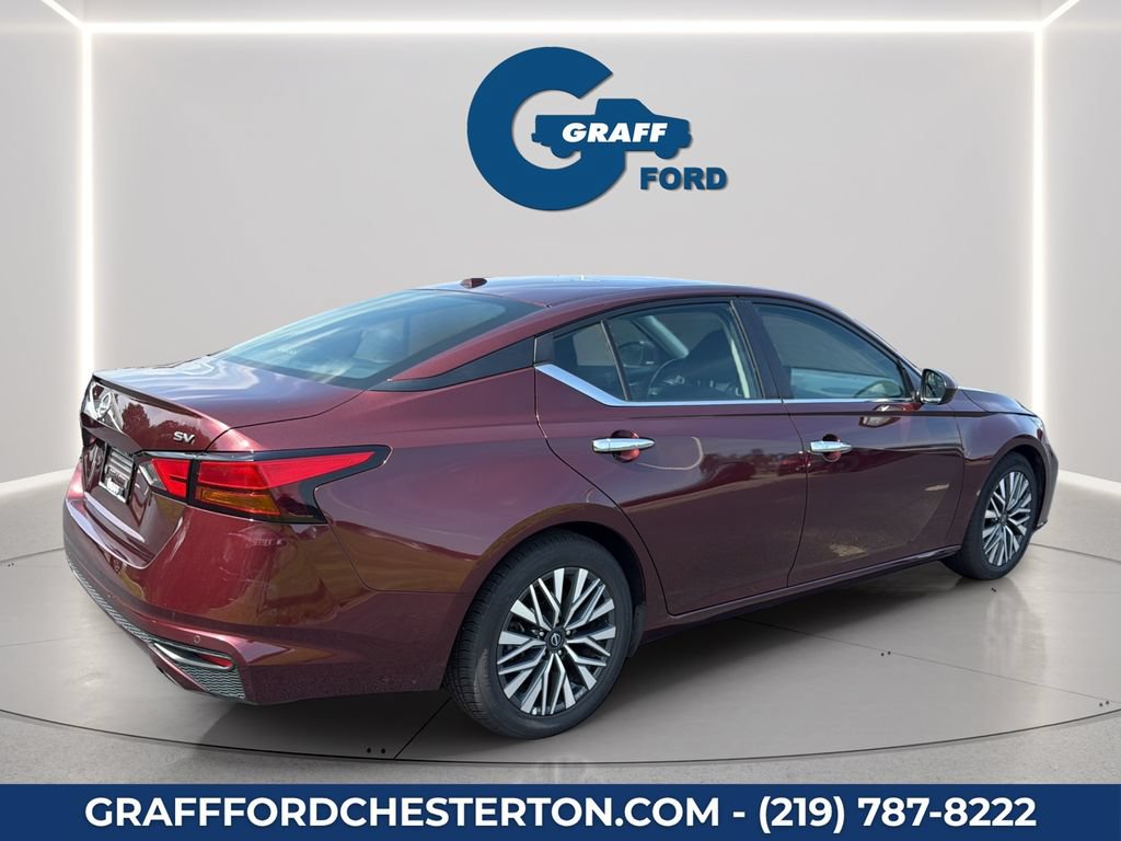 Used 2024 Nissan Altima 2.5 SV w/ SV Premium Package FWD image 8