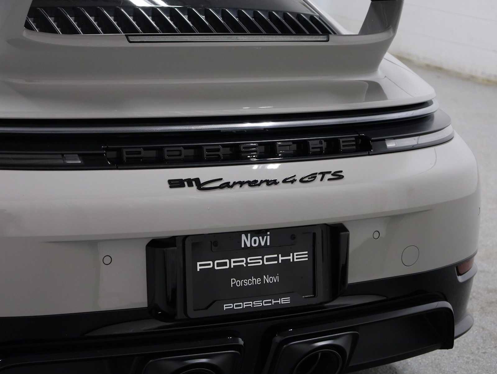 Used 2026 Porsche 911 Carrera GTS RWD image 8