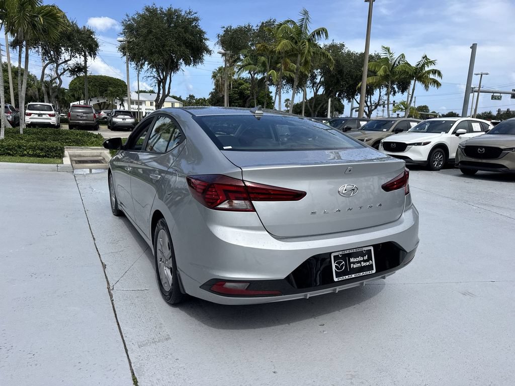 Used 2020 Hyundai Elantra Value Edition w/ Winter Weather Package FWD image 13