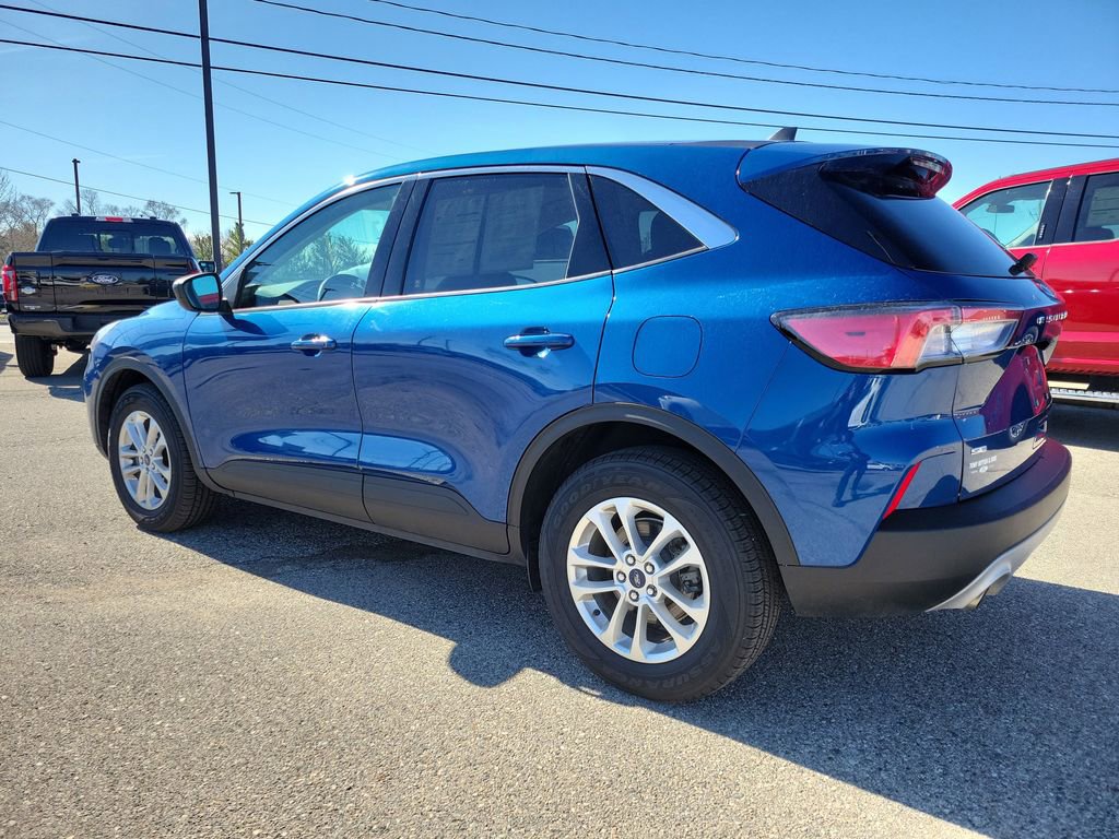 Certified 2022 Ford Escape SE w/ Convenience Package AWD/4WD image 5