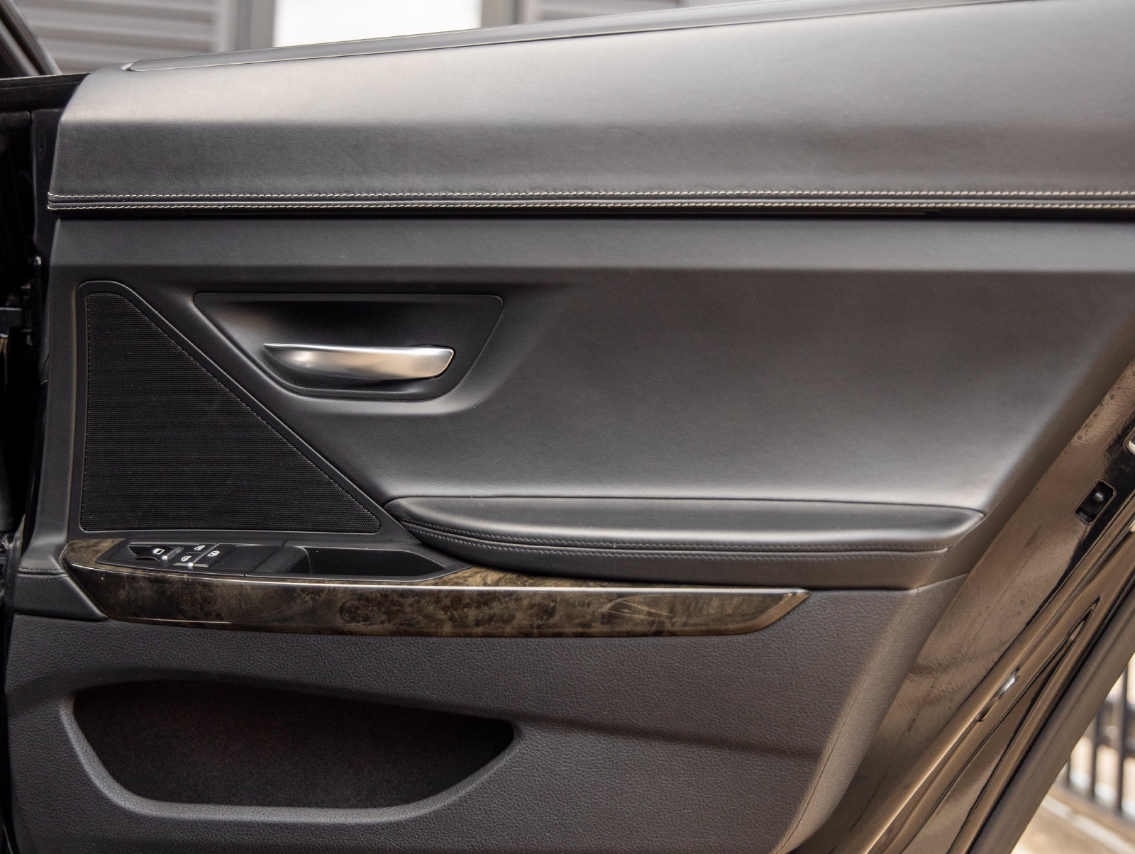 Used 2019 BMW 650i Gran Coupe w/ Executive Package RWD image 39