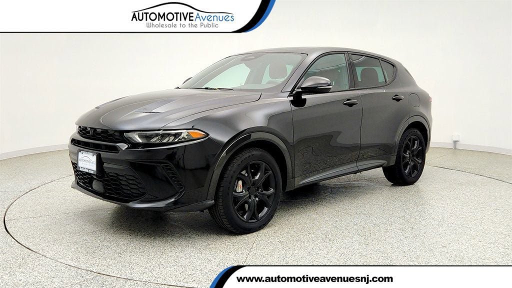 Used 2024 Dodge Hornet R/T Plus w/ R/T Blacktop Package AWD/4WD image 1