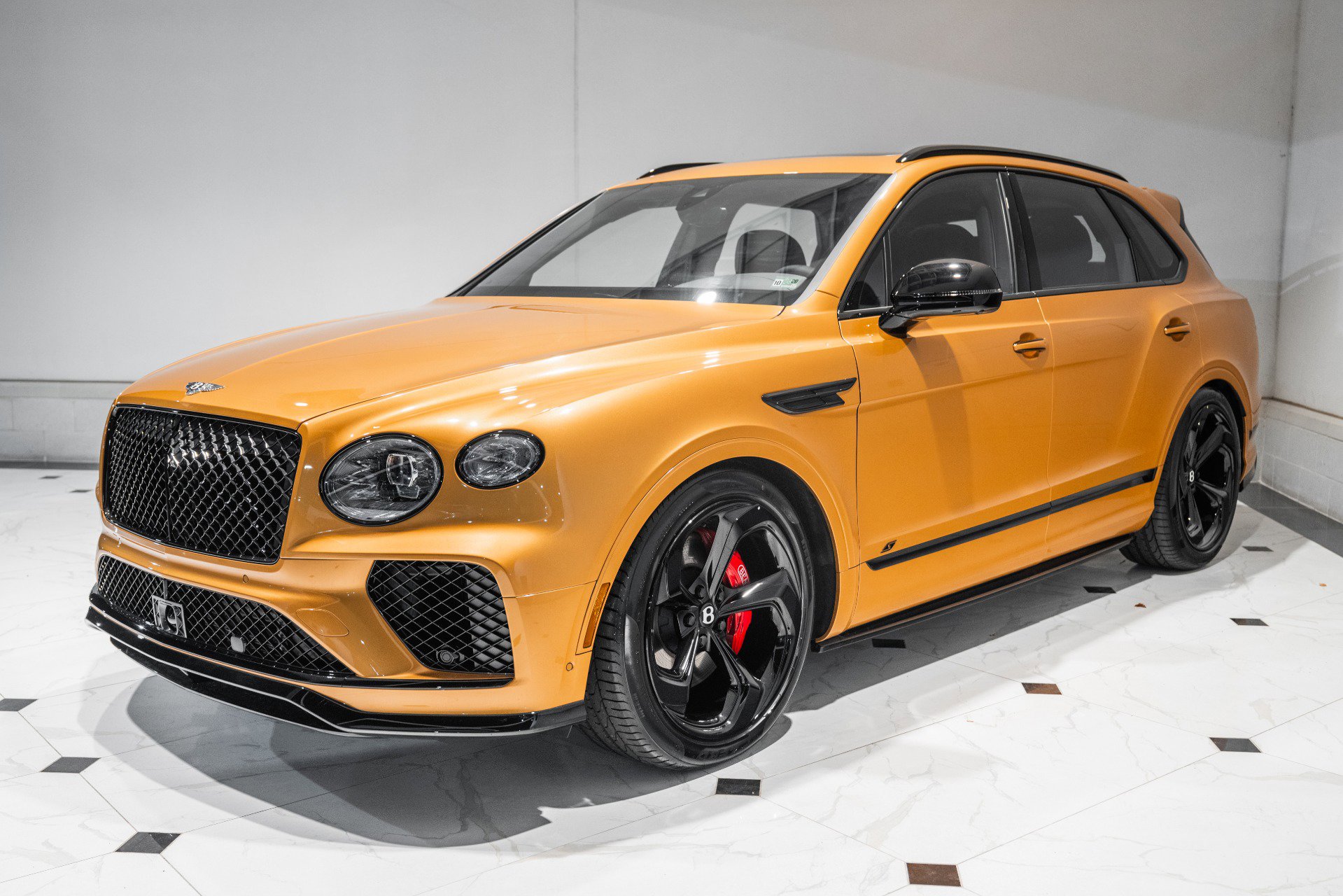 New 2025 Bentley Bentayga image 9