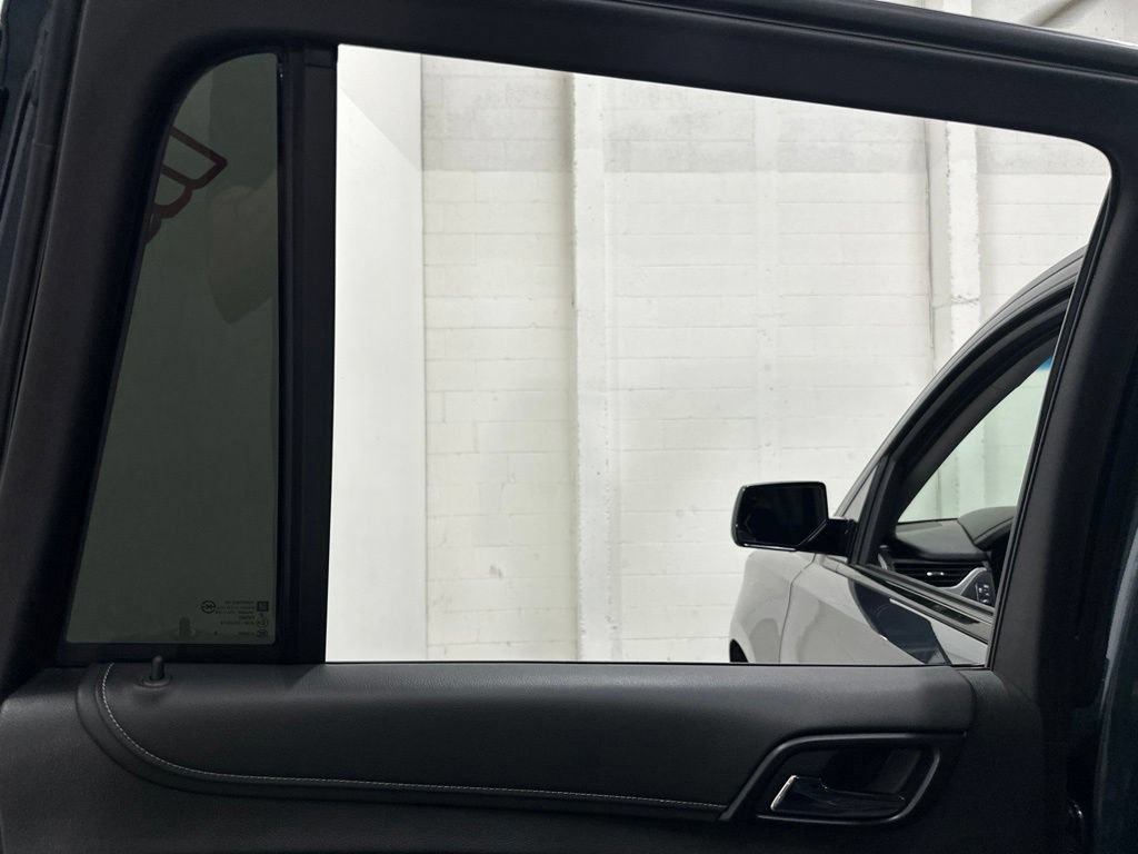 Used 2019 GMC Yukon SLT w/ Graphite Performance Edition RWD image 57