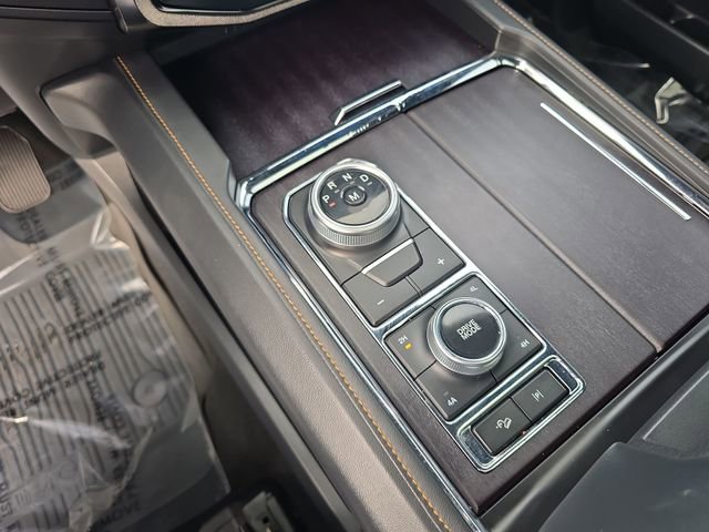 Used 2024 Ford Expedition Max Platinum image 19
