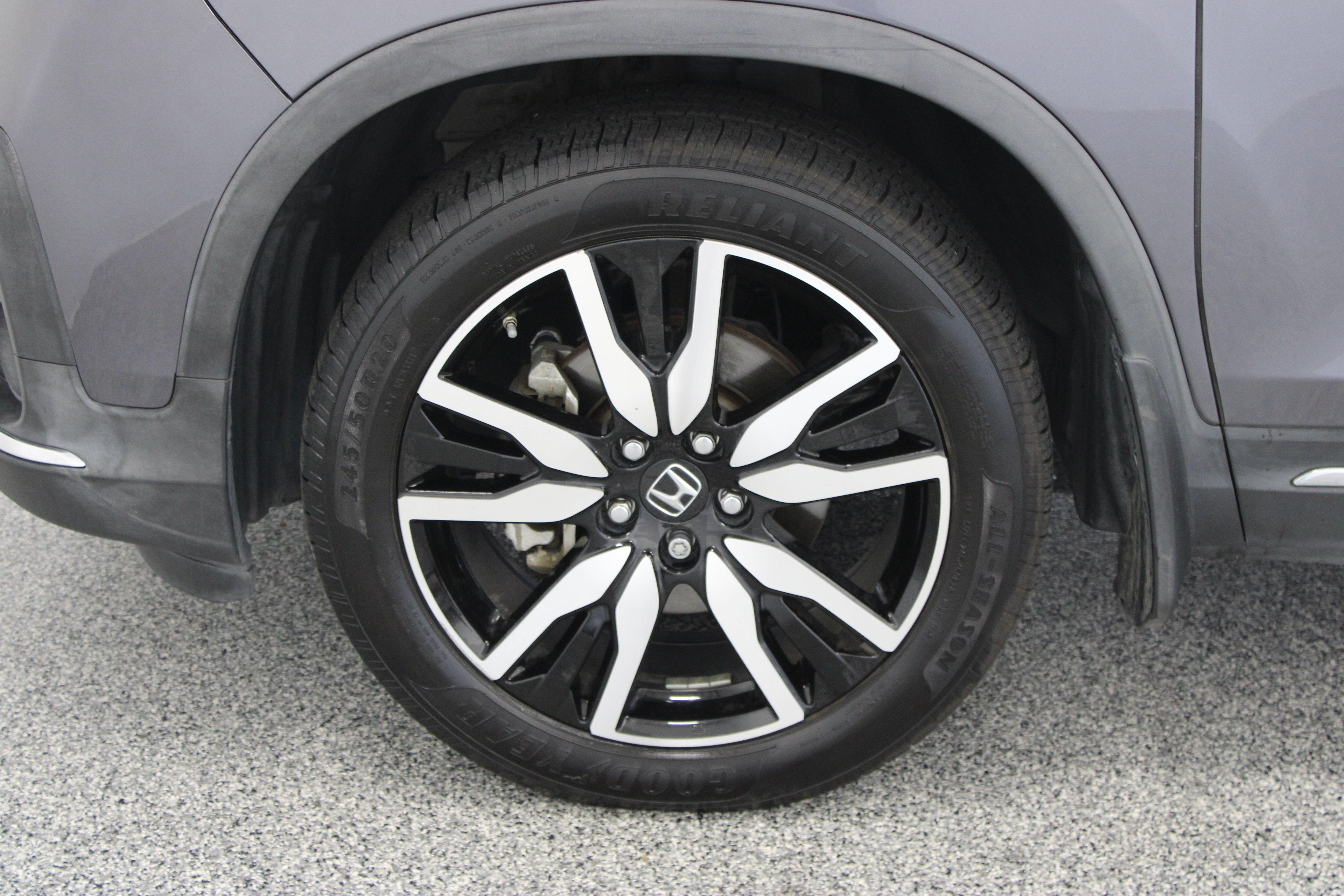 Used 2022 Honda Pilot Touring image 11