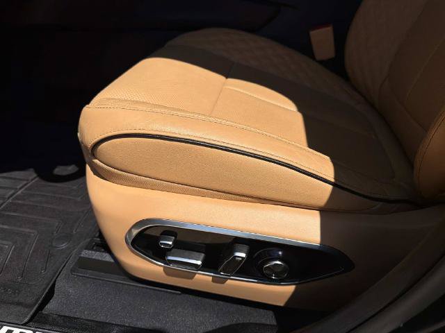 Used 2025 Jeep Grand Cherokee L Summit AWD/4WD image 19