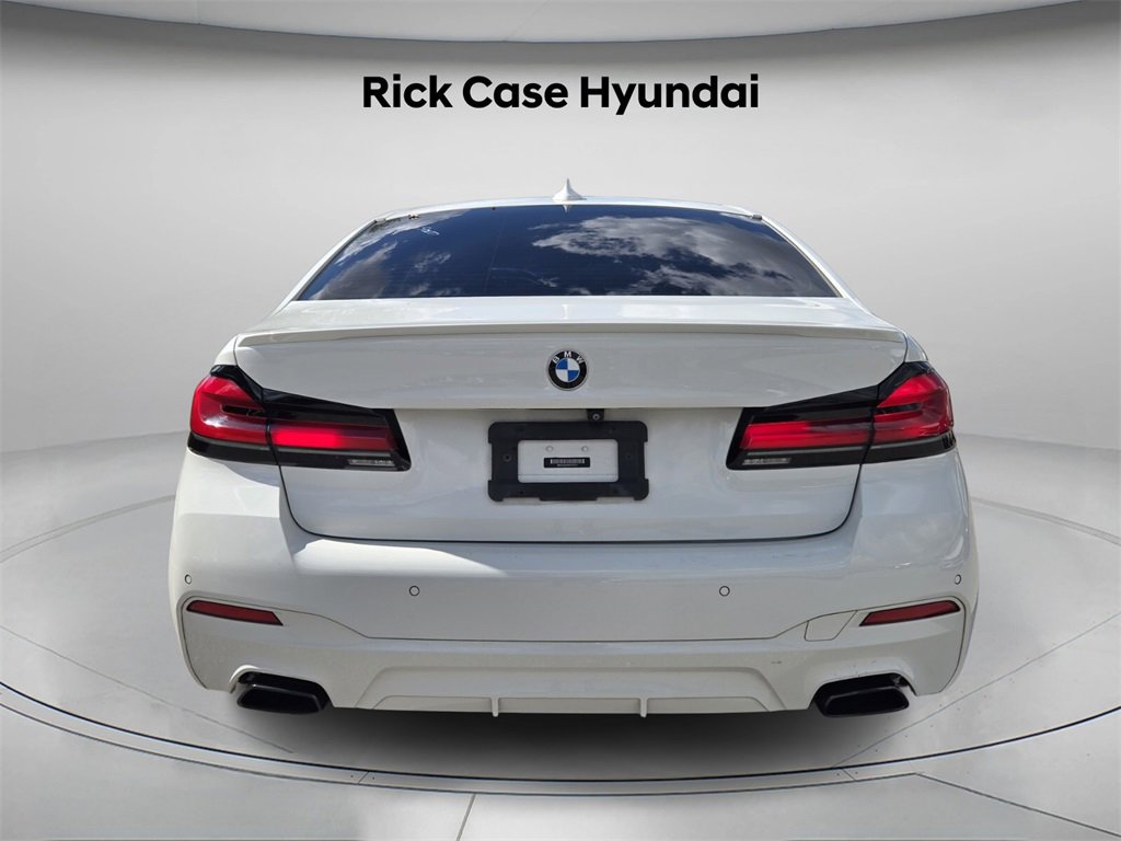 Used 2021 BMW 530i w/ M Sport Package image 6