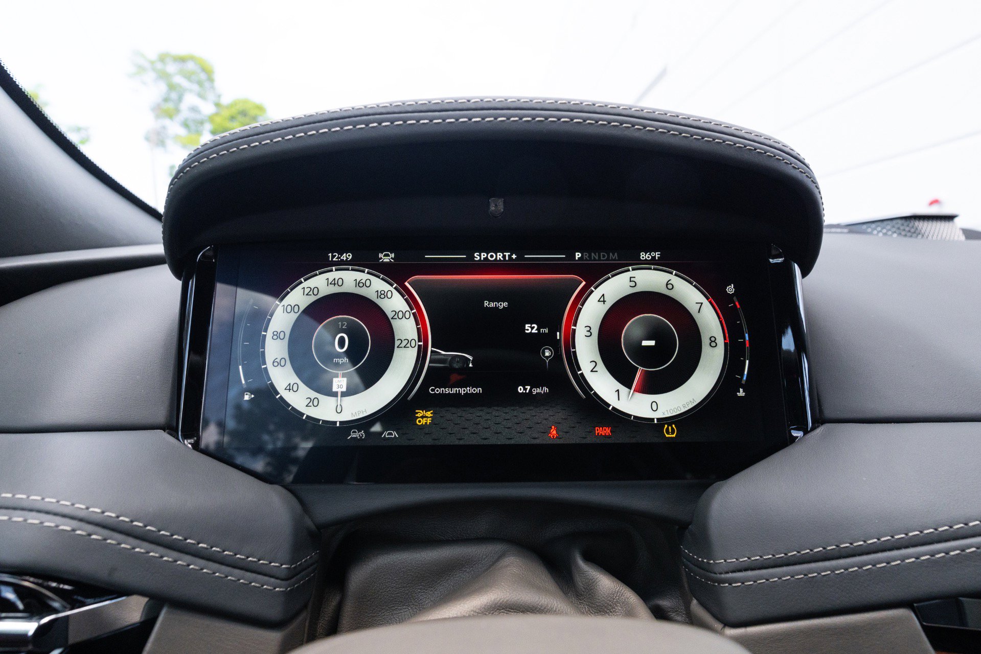 Used 2024 Aston Martin DB12 Convertible RWD image 78