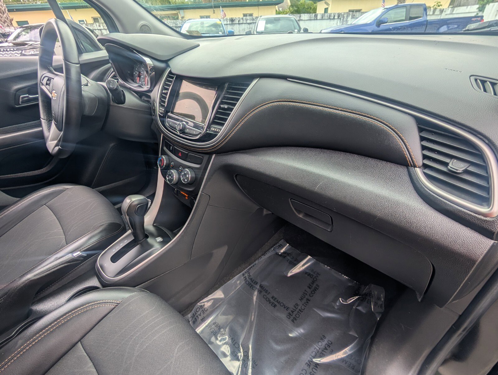 Used 2019 Chevrolet Trax LT w/ LT Convenience Package image 15