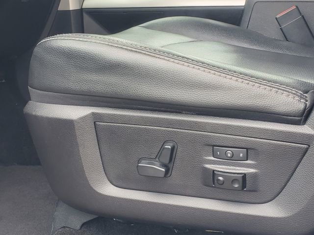 Used 2016 RAM 1500 Laramie w/ Convenience Group AWD/4WD image 13