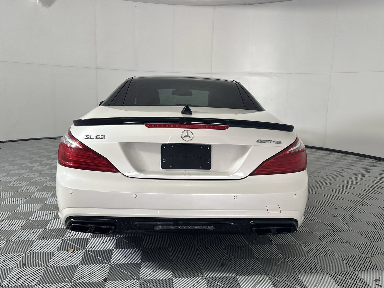 Used 2016 Mercedes-Benz SL 63 AMG image 7