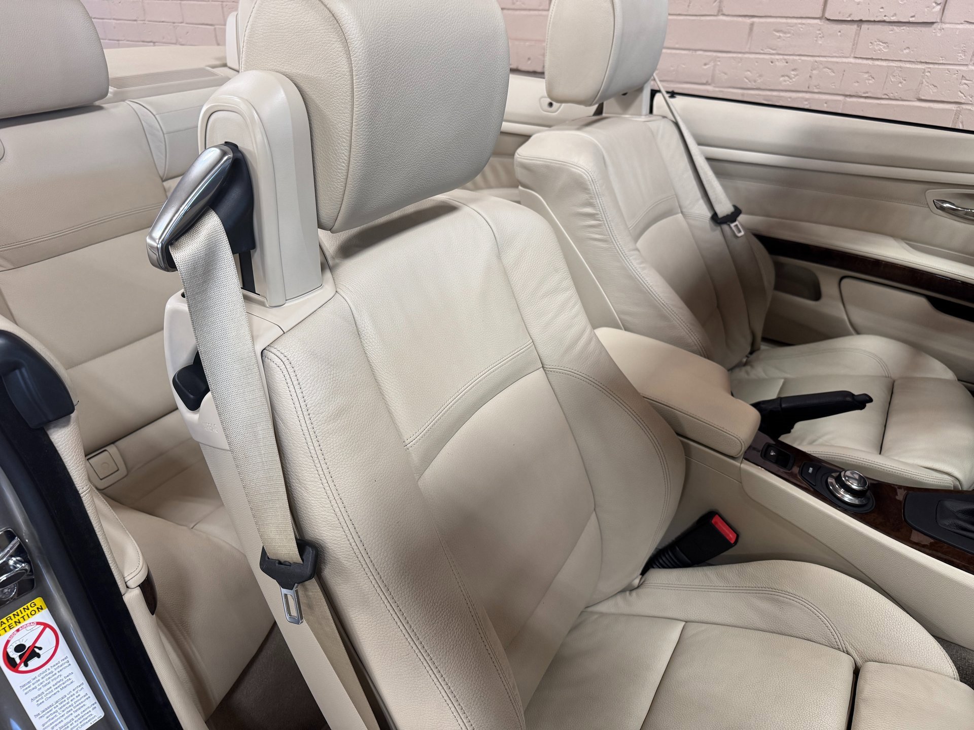 Used 2008 BMW 335i Convertible image 35