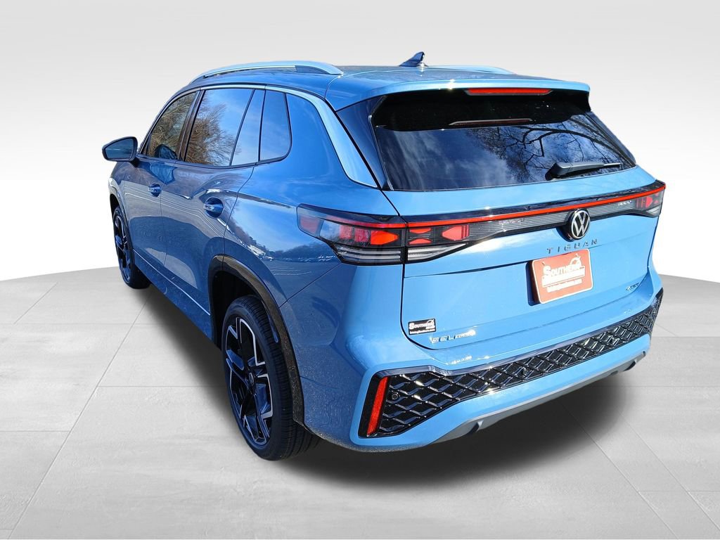 New 2026 Volkswagen Tiguan SEL R-Line image 3