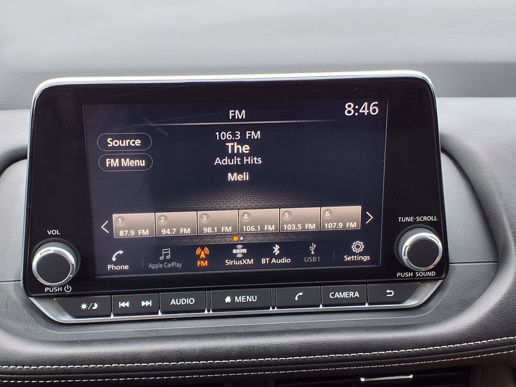 Used 2025 Nissan Rogue SV FWD image 39