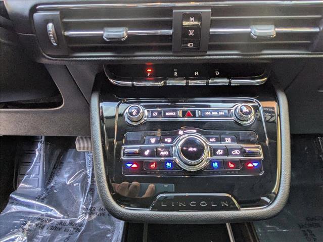 Used 2020 Lincoln Corsair AWD w/ Premium Package image 16