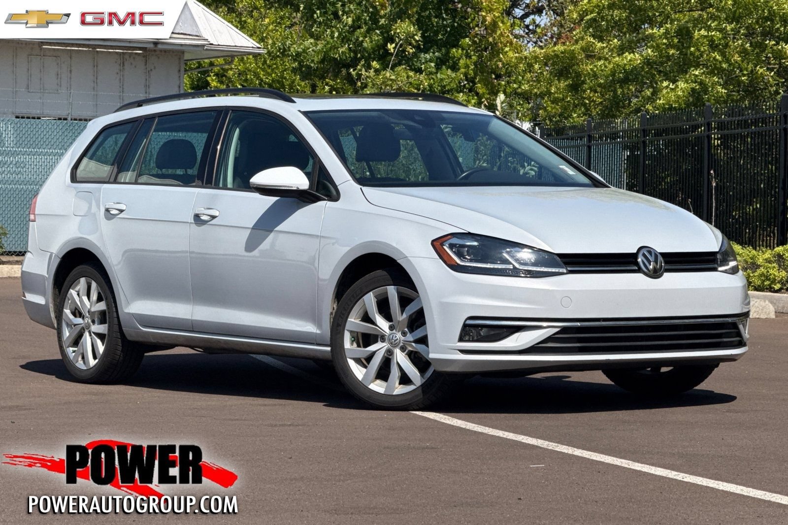 Used 2019 Volkswagen Golf S FWD image 1