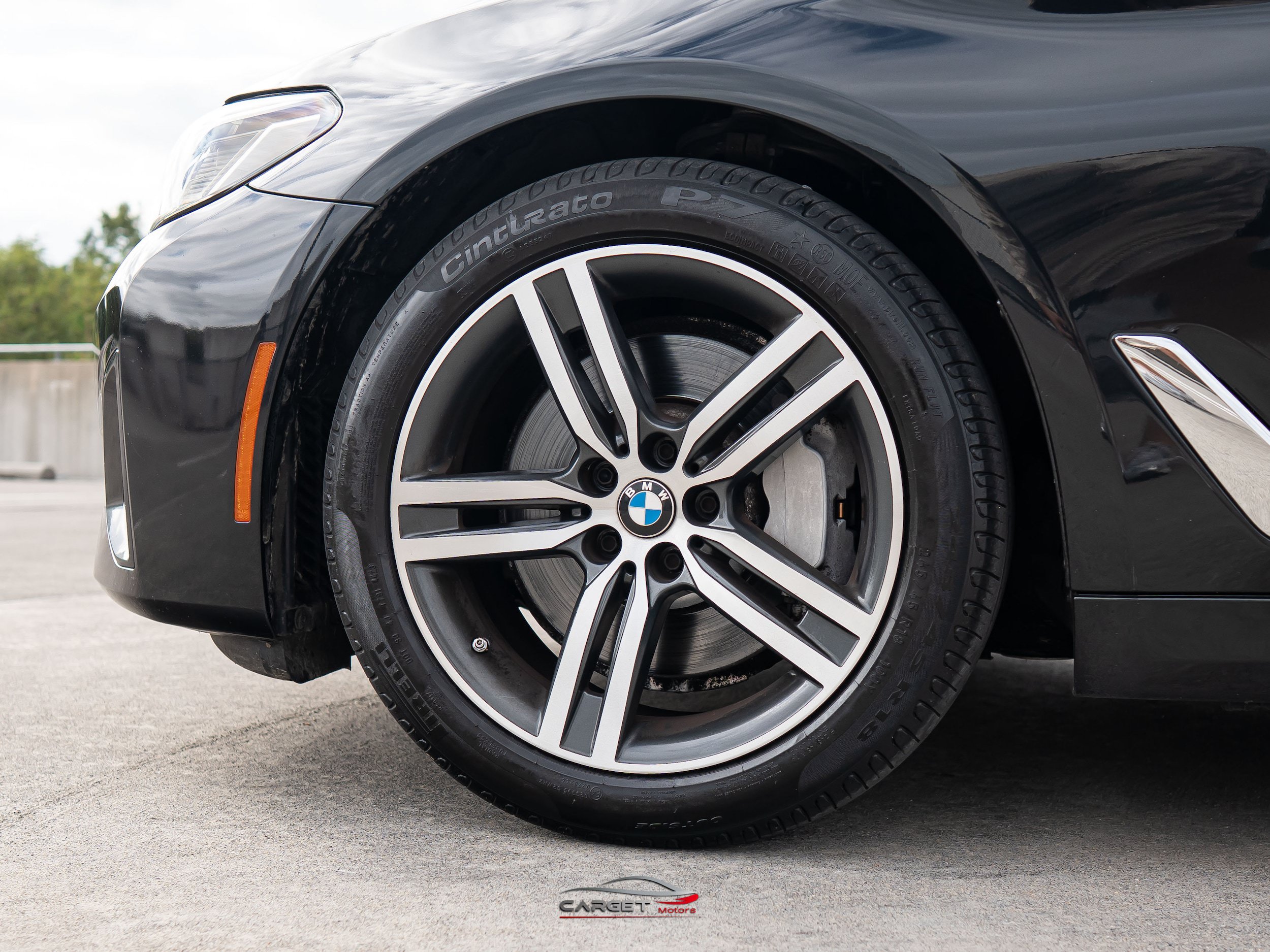 Used 2021 BMW 530i xDrive w/ Convenience Package AWD/4WD image 8