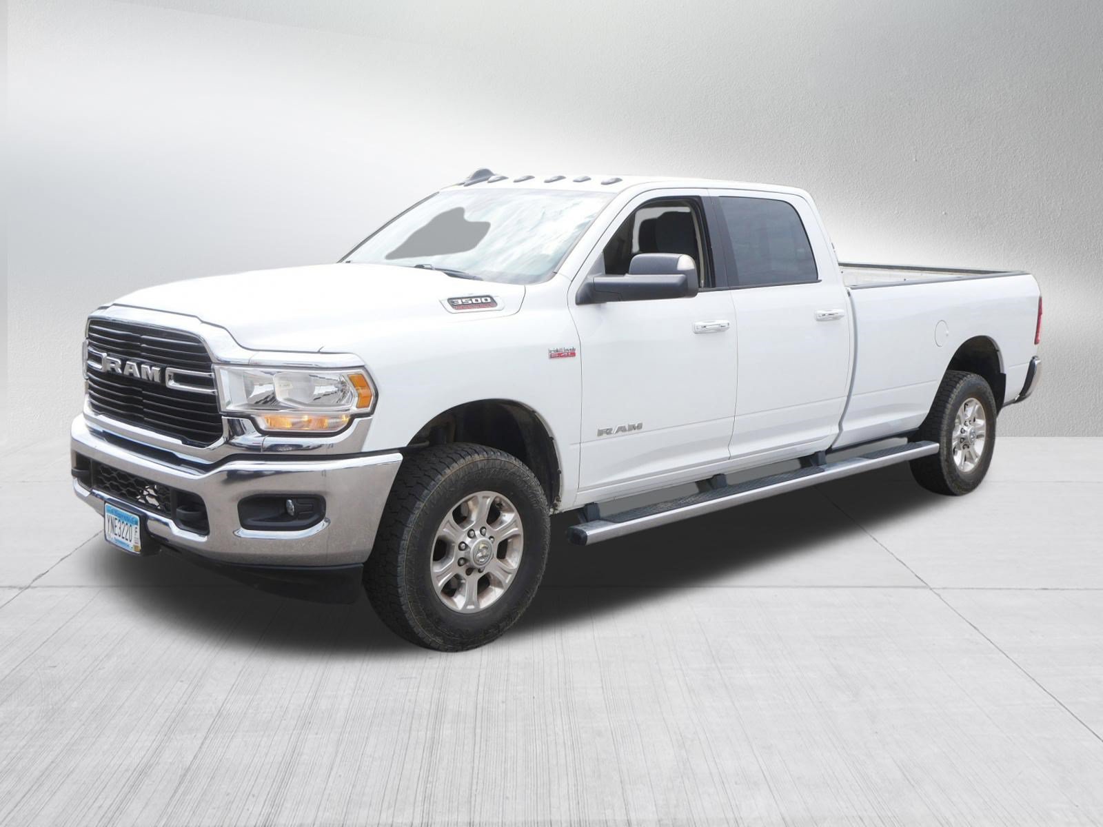 Certified 2019 RAM 3500 Big Horn AWD/4WD image 3