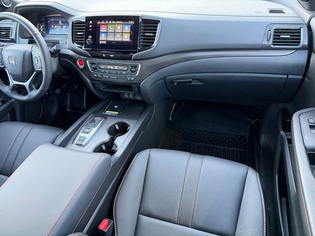 Used 2025 Honda Passport TrailSport image 33