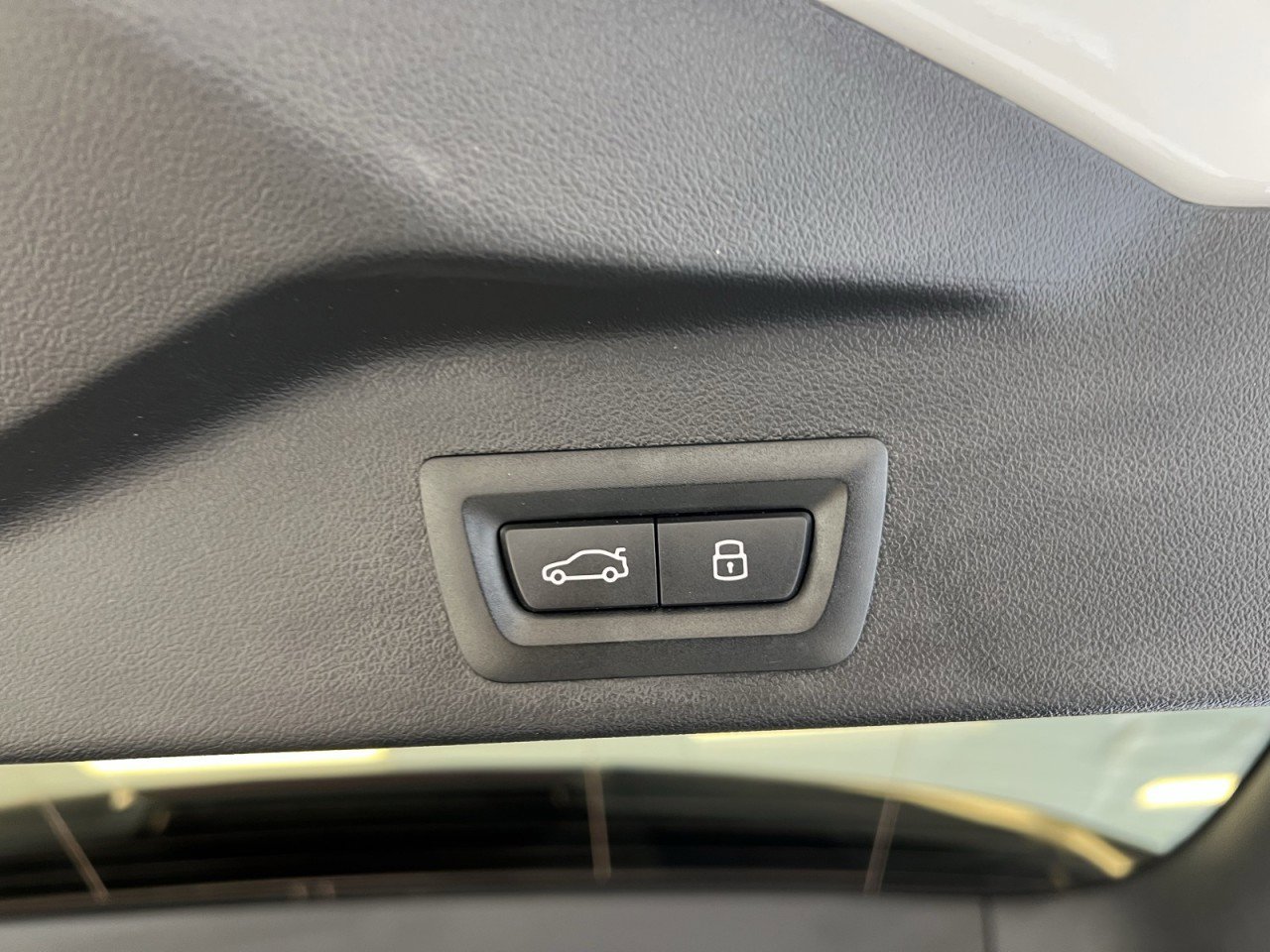 Used 2024 BMW X5 xDrive40i w/ Premium Package image 45