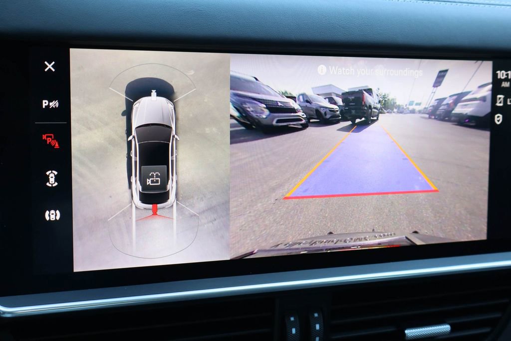 Used 2023 Porsche Cayenne GTS image 16