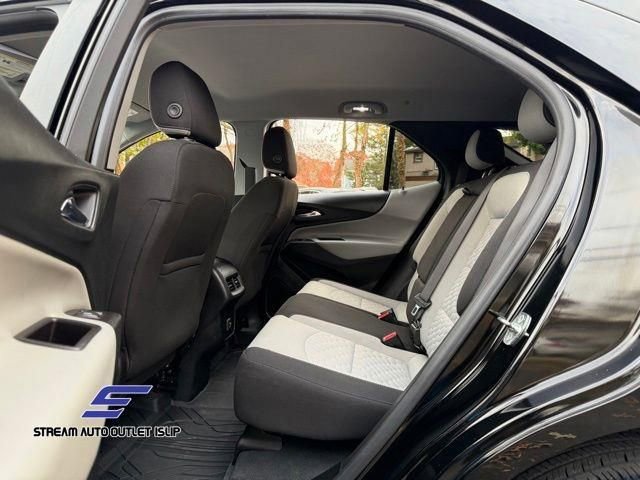 Used 2021 Chevrolet Equinox LS w/ LS Convenience Package image 31