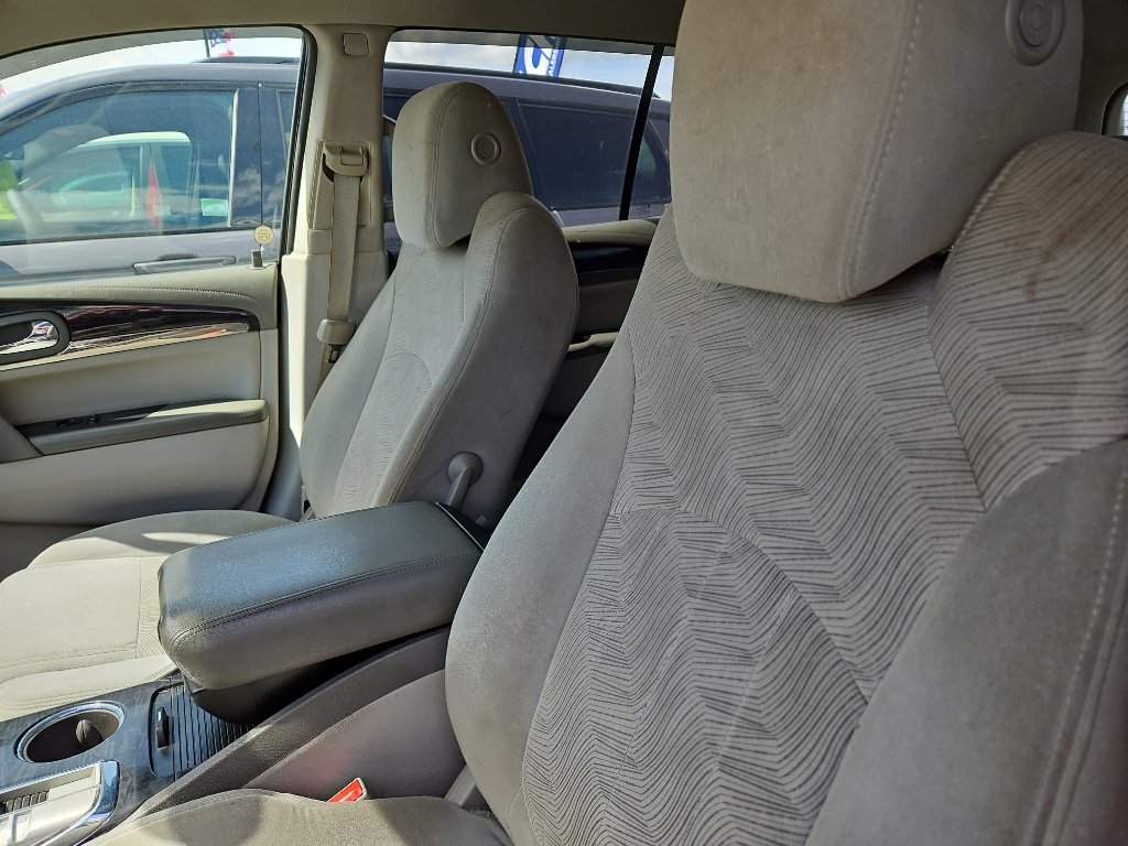 Used 2017 Buick Enclave Convenience FWD image 7