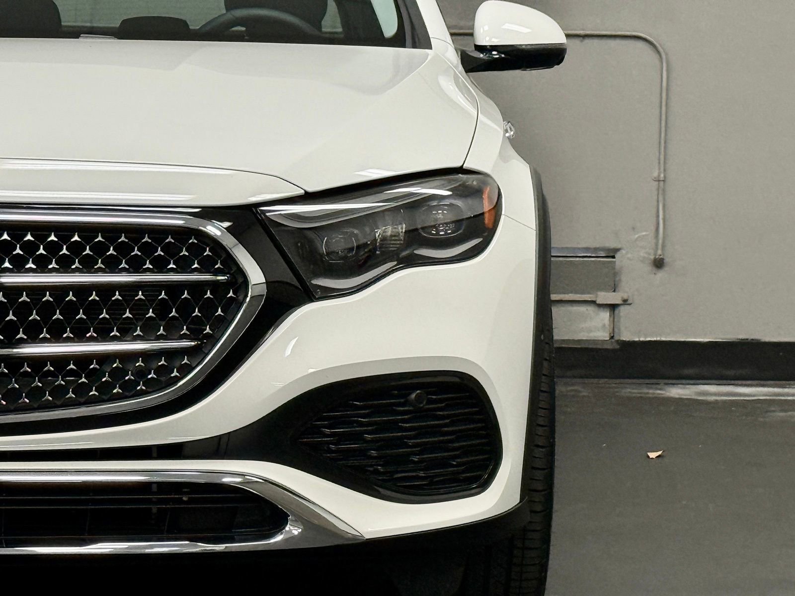 Used 2025 Mercedes-Benz E 450 4MATIC All-Terrain Wagon image 7