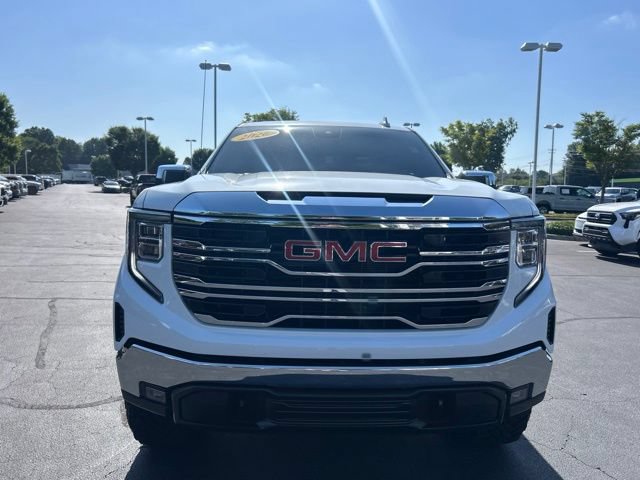 Used 2026 GMC Sierra 1500 SLT AWD/4WD image 2