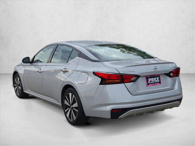 Used 2022 Nissan Altima 2.5 SV FWD image 8