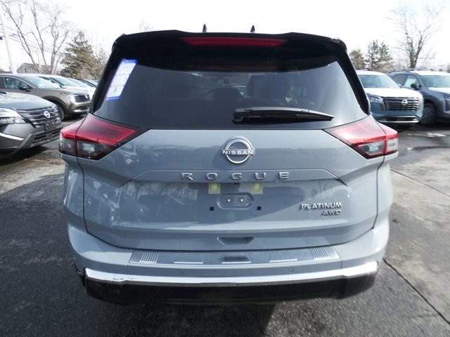 New 2026 Nissan Rogue Platinum w/ Tech Package AWD/4WD image 4