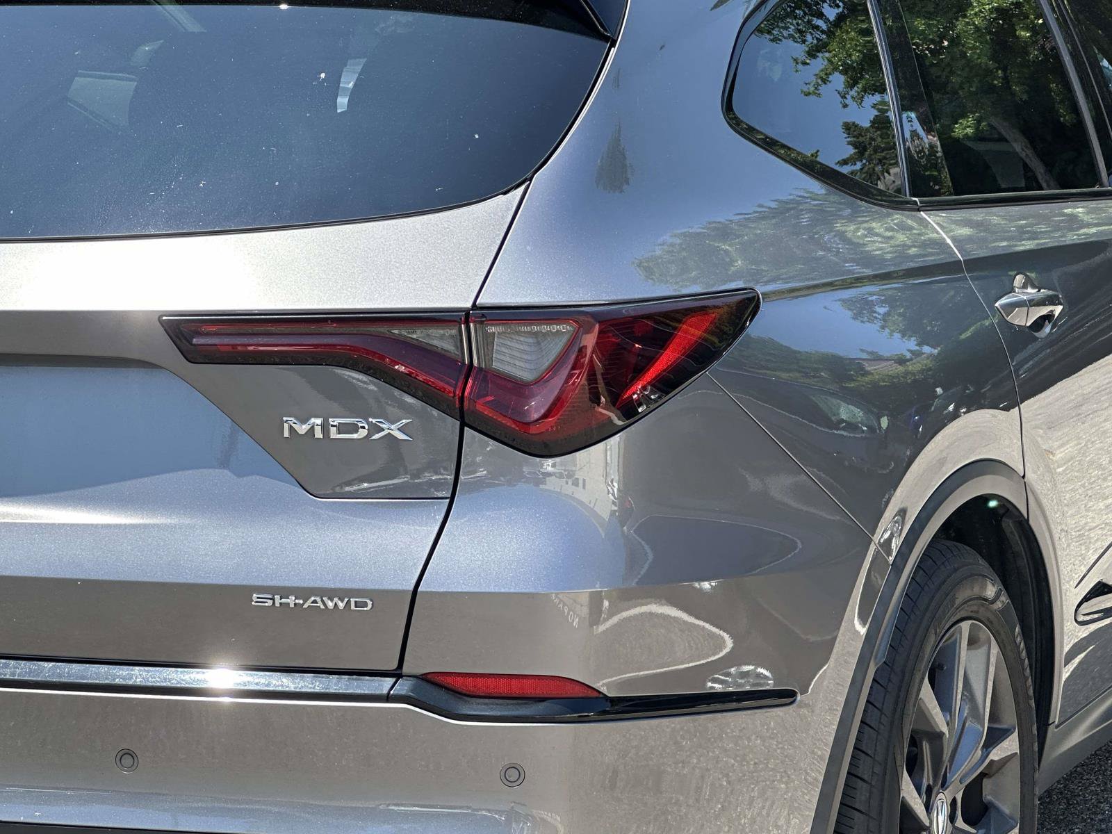 Used 2022 Acura MDX A-Spec AWD/4WD image 11