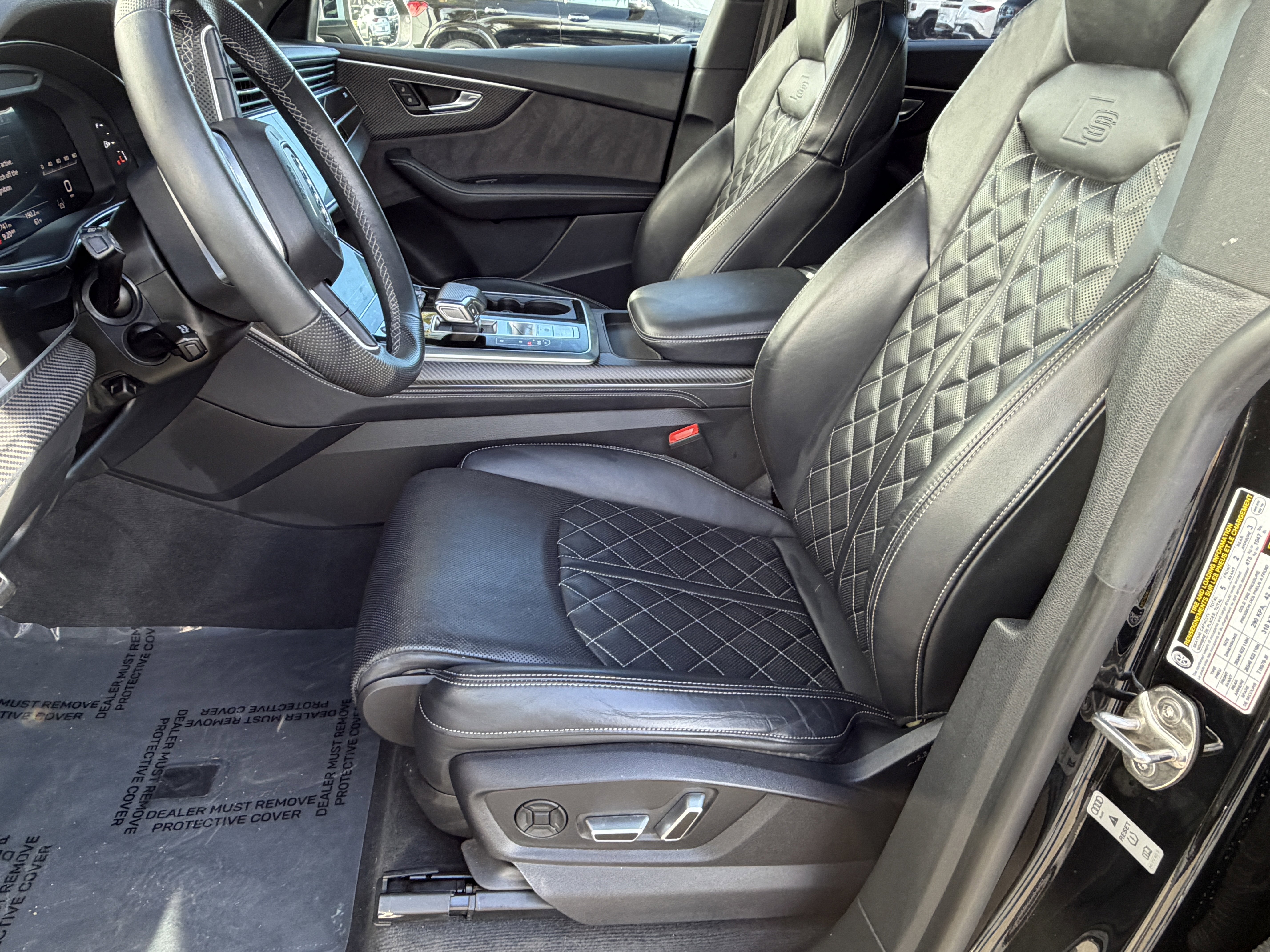 Used 2024 Audi SQ8 Premium Plus w/ Executive Package image 19