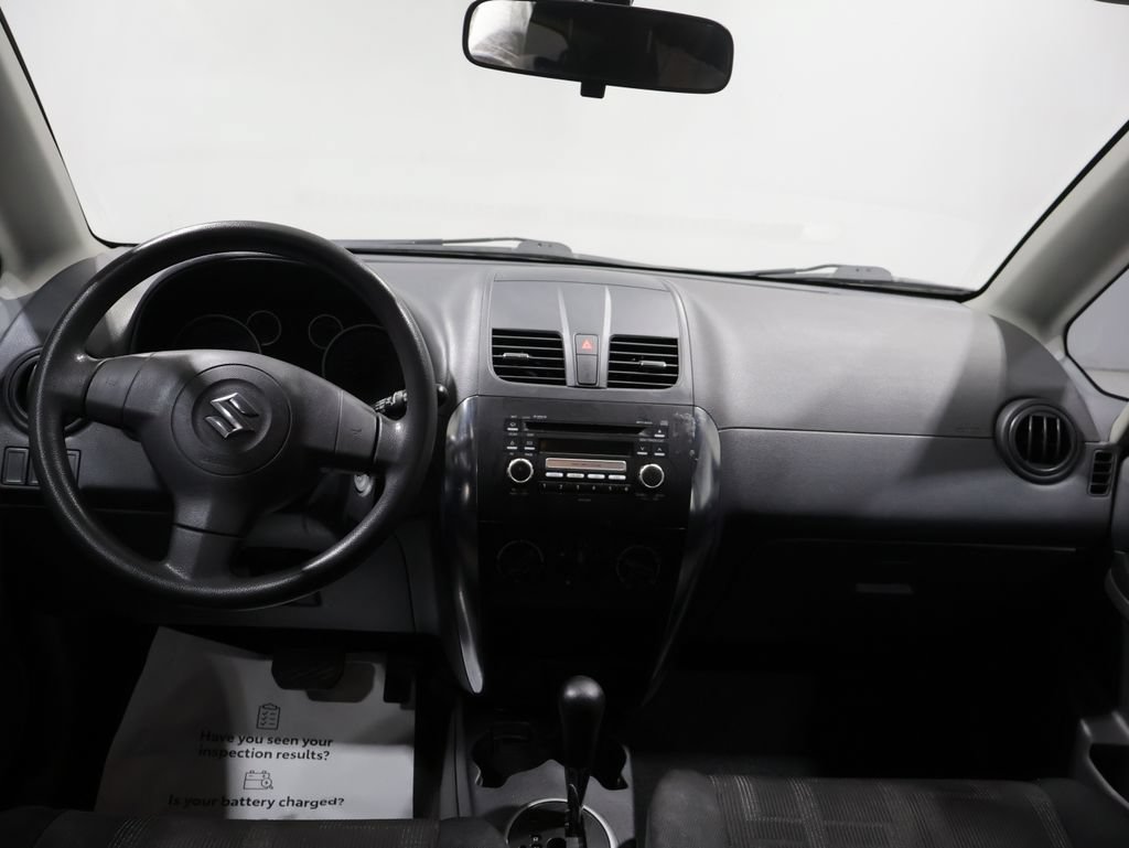 Used 2010 Suzuki SX4 AWD Hatchback image 13