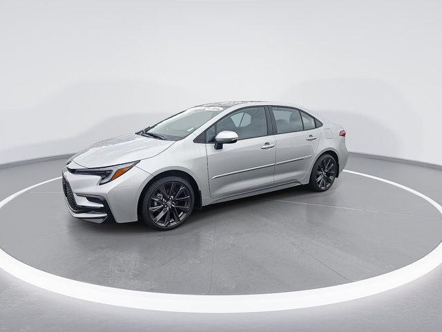 Used 2026 Toyota Corolla XSE FWD image 5