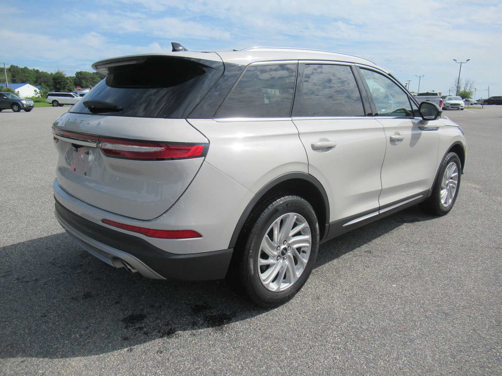 Used 2022 Lincoln Corsair FWD image 5