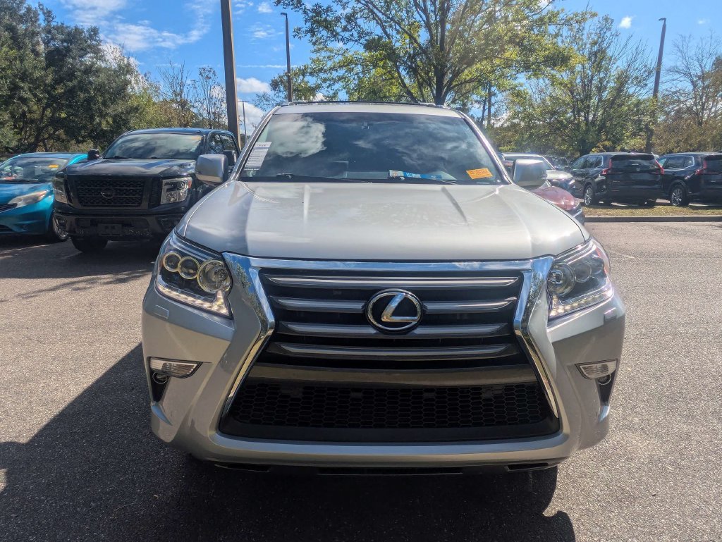 Used 2016 Lexus GX 460 w/ Premium Package AWD/4WD image 9