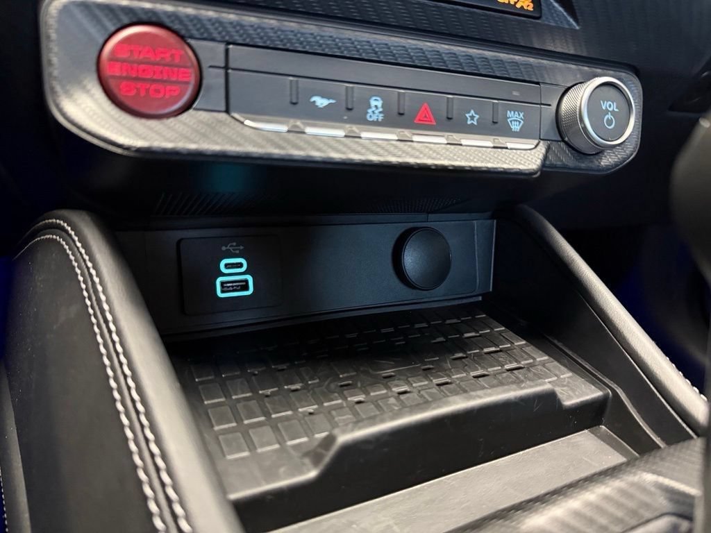 Used 2024 Ford Mustang GT Premium RWD image 19