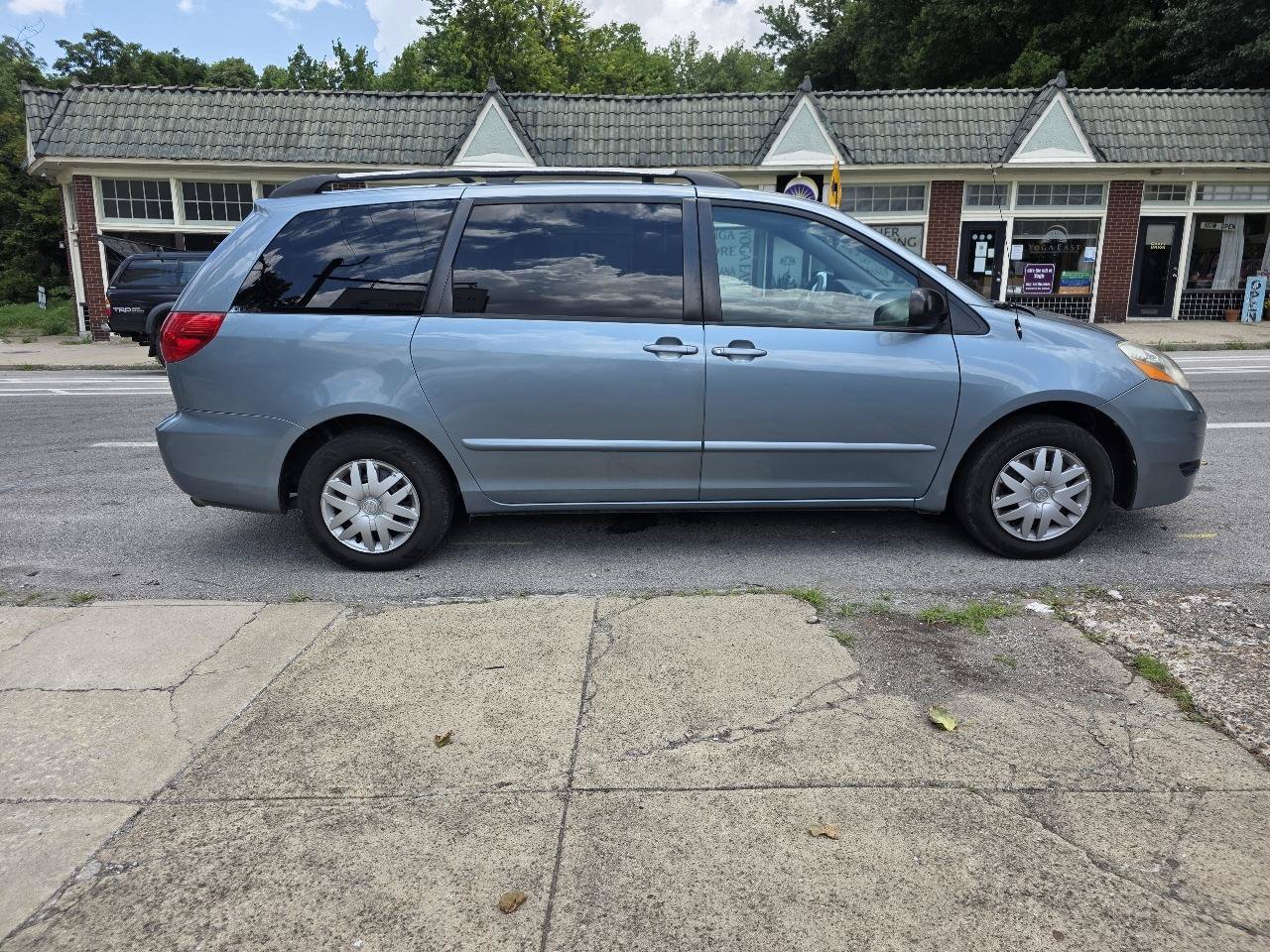 Used 2006 Toyota Sienna LE FWD image 6