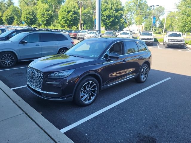 Used 2023 Lincoln Corsair AWD w/ Equipment Group 101A image 5