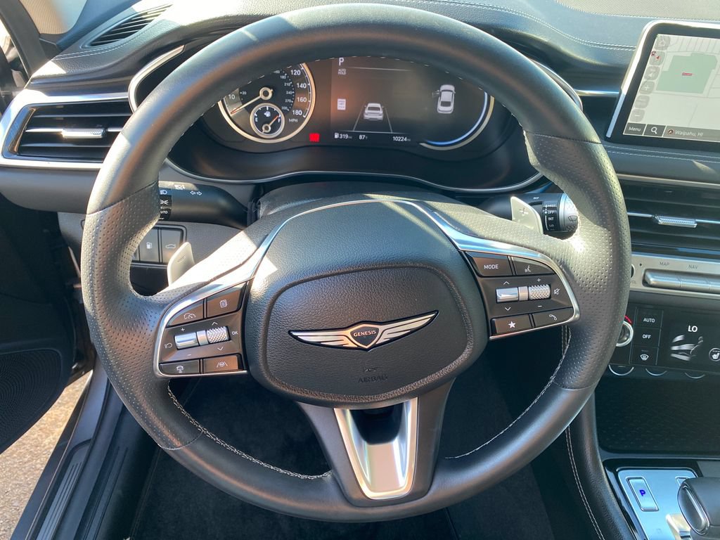Certified 2025 Genesis G70 2.5T RWD image 32