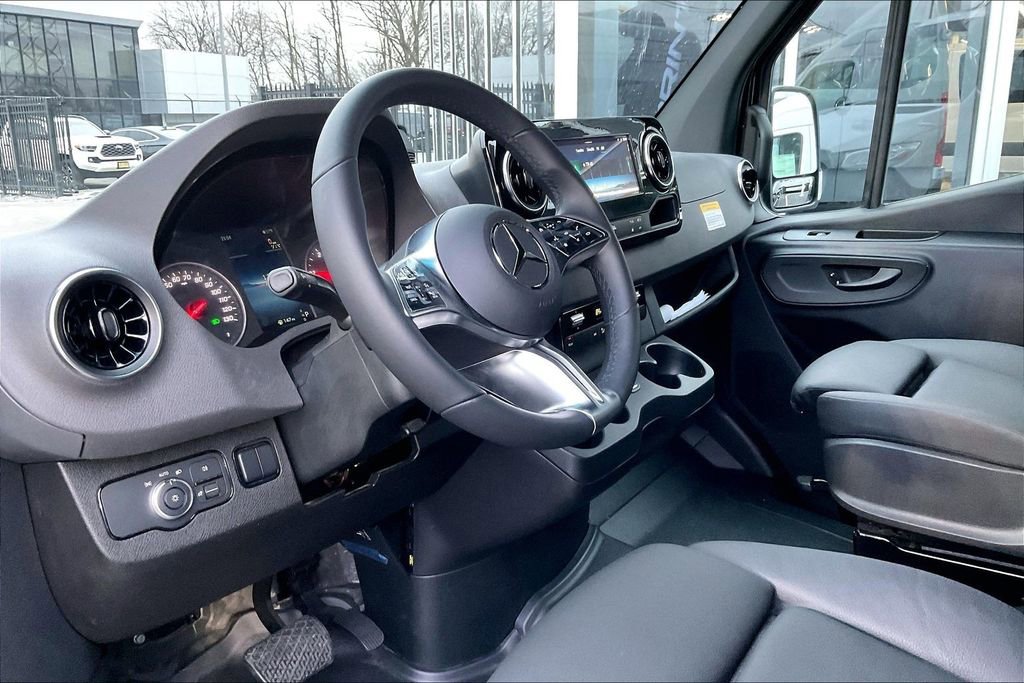 New 2025 Mercedes-Benz Sprinter 3500 image 6