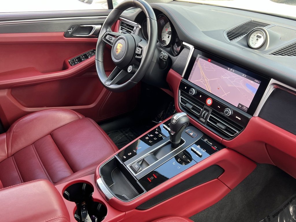 Used 2022 Porsche Macan GTS w/ Premium Package Plus image 33