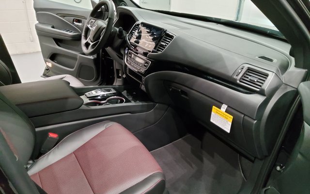 New 2026 Honda Ridgeline Black Edition image 13