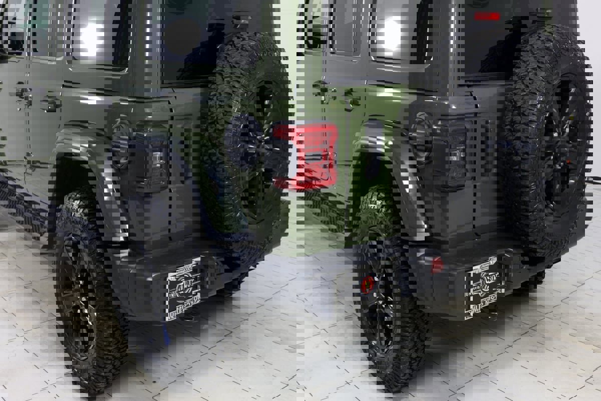 Used 2021 Jeep Wrangler Unlimited Sahara image 42