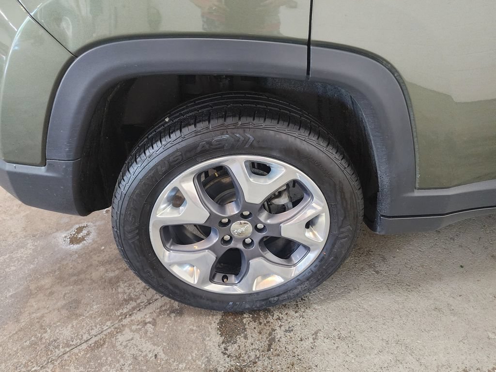Used 2019 Jeep Compass Limited AWD/4WD image 37