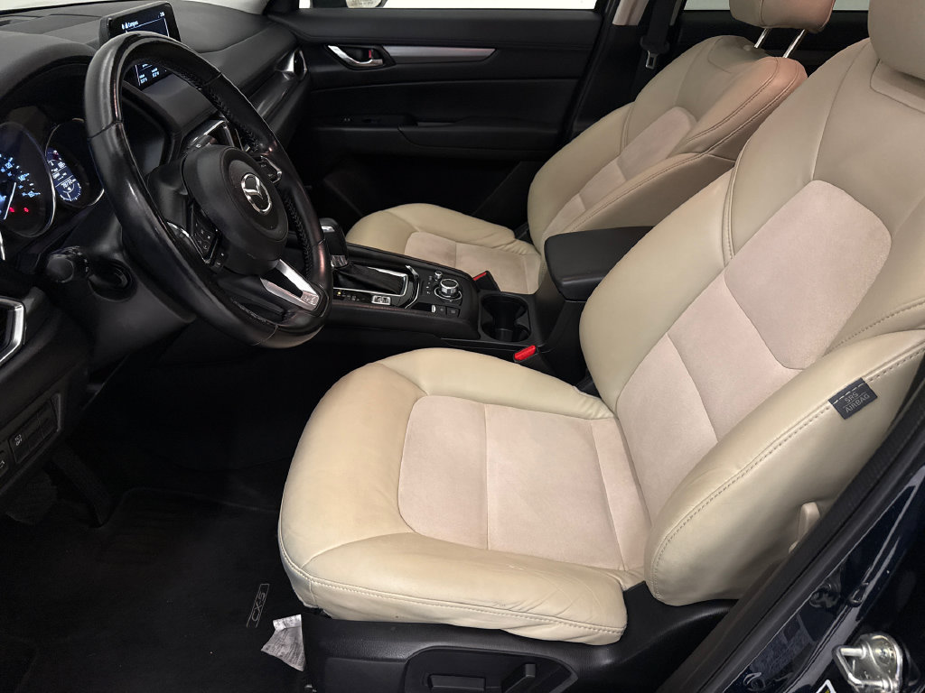 Used 2017 MAZDA CX-5 Touring w/ Preferred Equipment Package FWD image 18