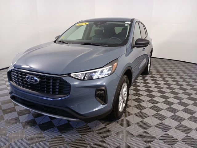 Used 2025 Ford Escape Active image 3